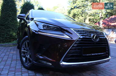 Позашляховик / Кросовер Lexus NX 2017 в 