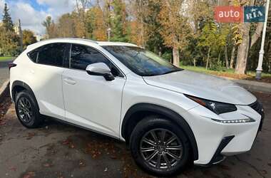 Позашляховик / Кросовер Lexus NX 2018 в 