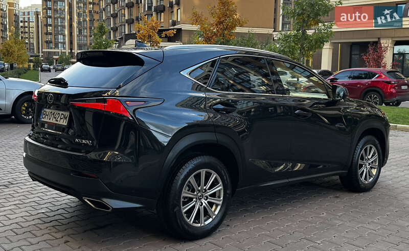 Внедорожник / Кроссовер Lexus NX 2021 в Киеве