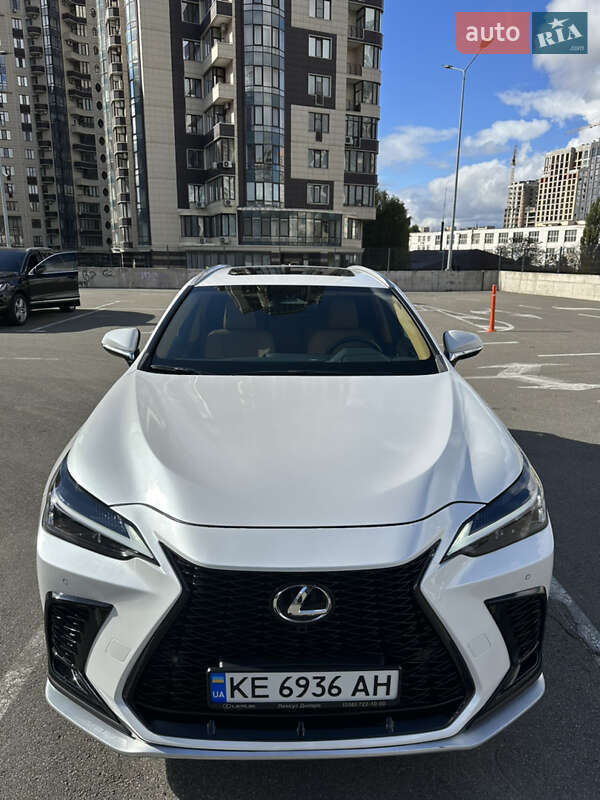 Позашляховик / Кросовер Lexus NX 2022 в Києві фото 4 Позашляховик / Кросовер Lexus NX 2022 в Києві