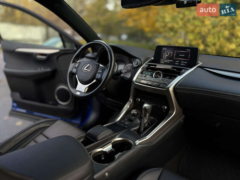 Позашляховик / Кросовер Lexus NX 2019 в Києві