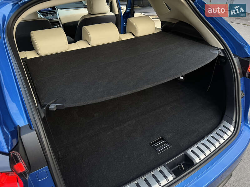 Позашляховик / Кросовер Lexus NX 2019 в Харкові