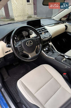 Внедорожник / Кроссовер Lexus NX 2019 в 