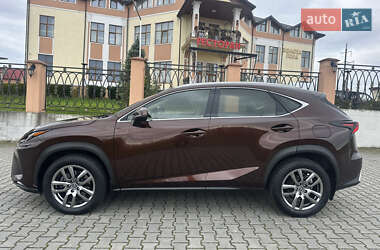 Позашляховик / Кросовер Lexus NX 2017 в 