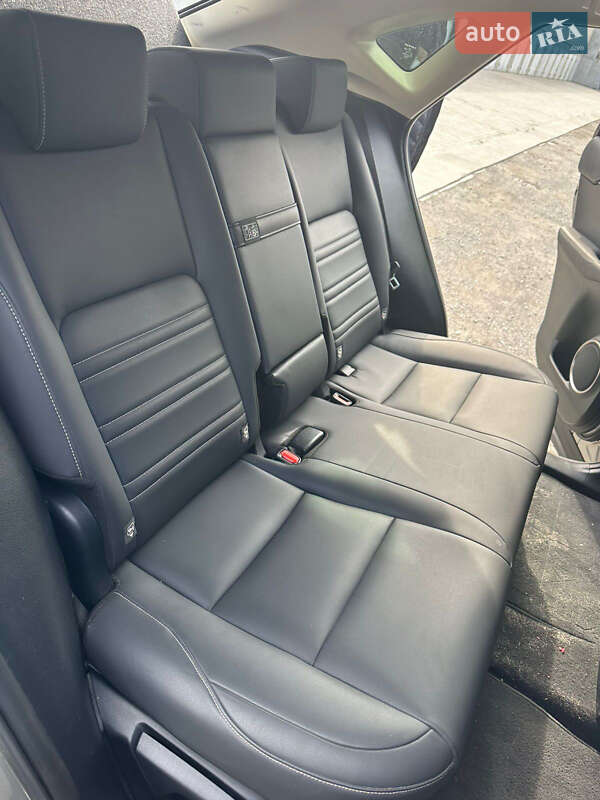 Позашляховик / Кросовер Lexus NX 2020 в Кам'янському