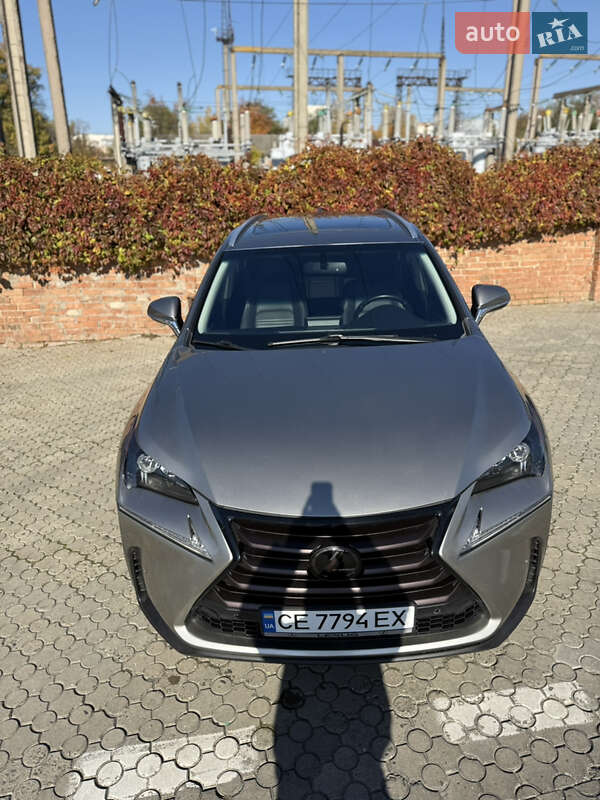 Позашляховик / Кросовер Lexus NX 2016 в Чернівцях