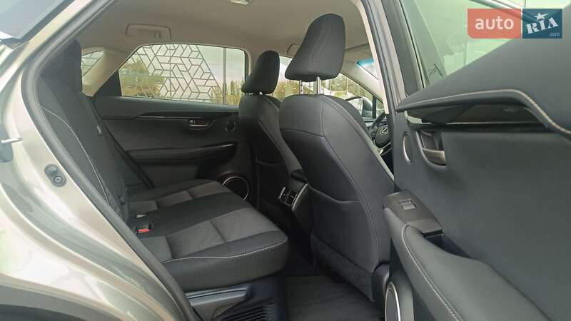 Позашляховик / Кросовер Lexus NX 2016 в Києві фото 7 Позашляховик / Кросовер Lexus NX 2016 в Києві