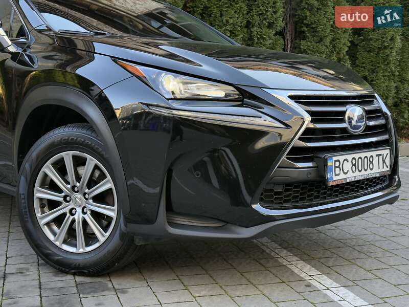 Позашляховик / Кросовер Lexus NX 2015 в Львові