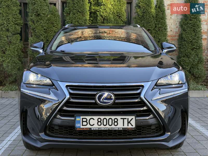 Позашляховик / Кросовер Lexus NX 2015 в Львові