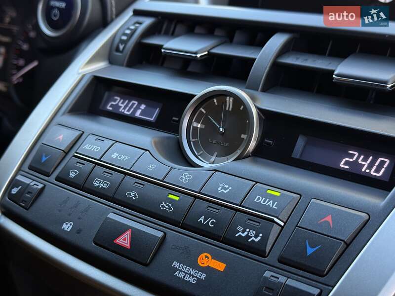 Позашляховик / Кросовер Lexus NX 2015 в Львові