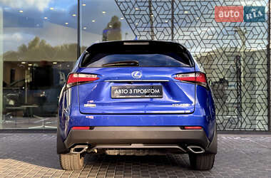 Позашляховик / Кросовер Lexus NX 2015 в  фото 4 Позашляховик / Кросовер Lexus NX 2015 в