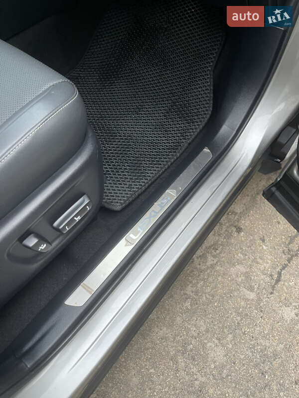 Внедорожник / Кроссовер Lexus NX 2018 в Харькове