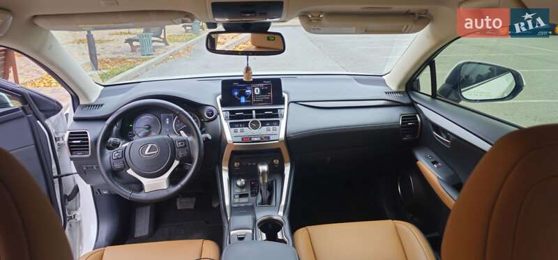 Позашляховик / Кросовер Lexus NX 2020 в Києві