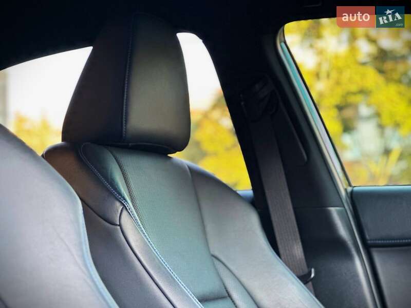 Внедорожник / Кроссовер Lexus NX 2020 в Киеве