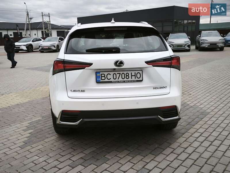 Внедорожник / Кроссовер Lexus NX 2018 в Львове