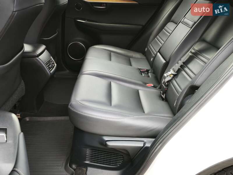 Внедорожник / Кроссовер Lexus NX 2018 в Львове