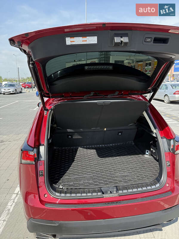 Позашляховик / Кросовер Lexus NX 2014 в Львові фото 4 Позашляховик / Кросовер Lexus NX 2014 в Львові