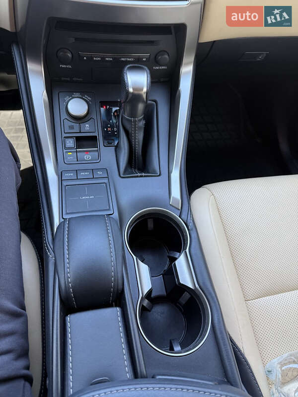 Позашляховик / Кросовер Lexus NX 2014 в Львові фото 19 Позашляховик / Кросовер Lexus NX 2014 в Львові