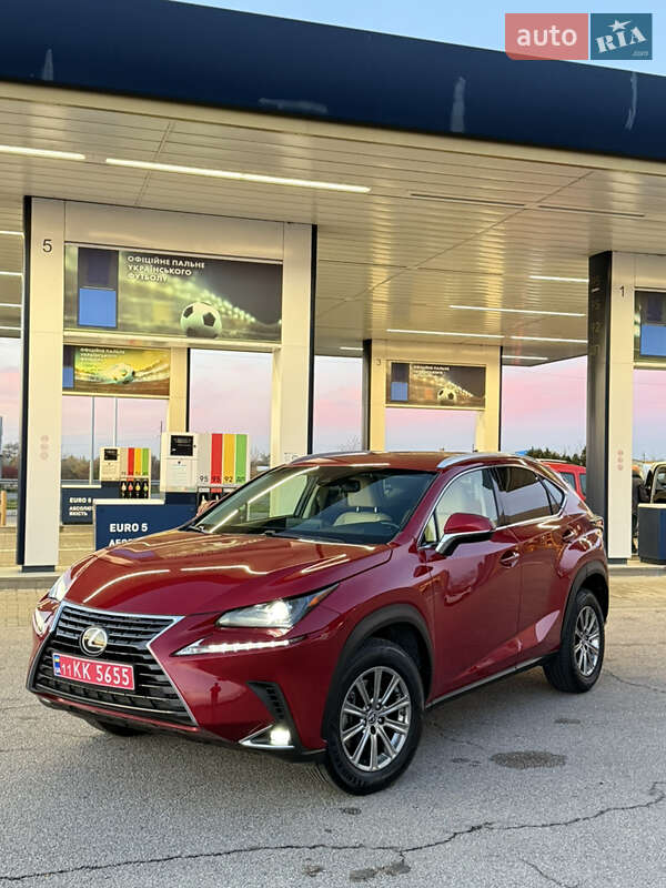 Позашляховик / Кросовер Lexus NX 2018 в Дніпрі