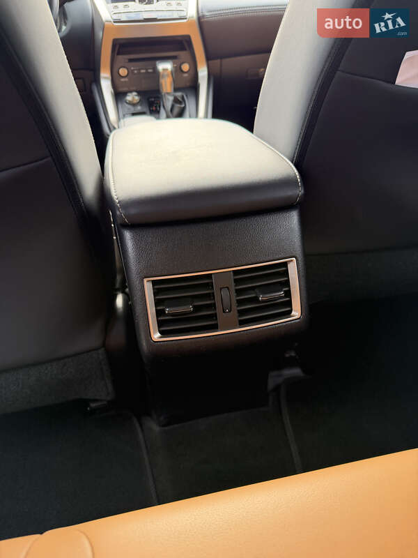 Позашляховик / Кросовер Lexus NX 2017 в Києві