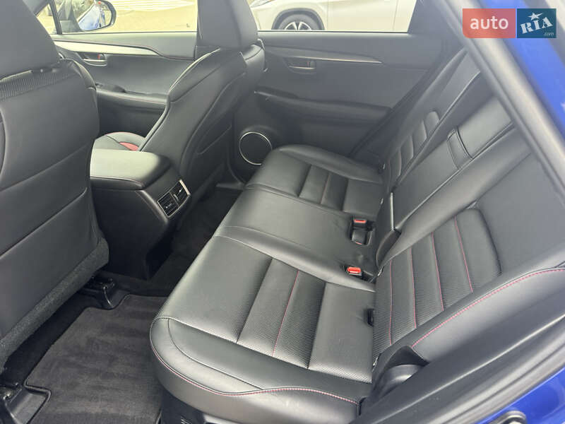 Внедорожник / Кроссовер Lexus NX 2016 в Киеве