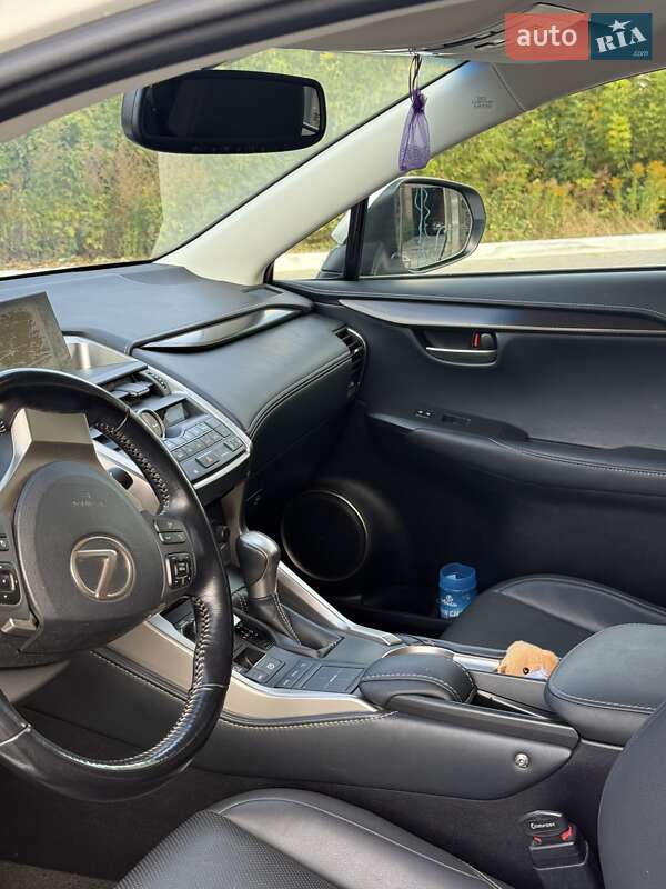 Внедорожник / Кроссовер Lexus NX 2016 в Днепре фото 5 Внедорожник / Кроссовер Lexus NX 2016 в Днепре