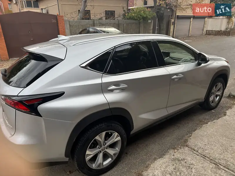 Lexus NX