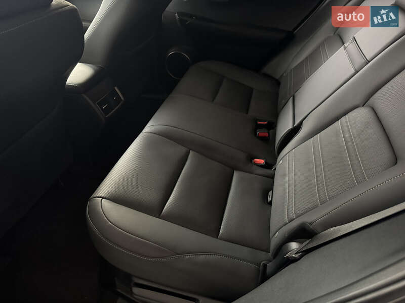 Позашляховик / Кросовер Lexus NX 2019 в Чернігові