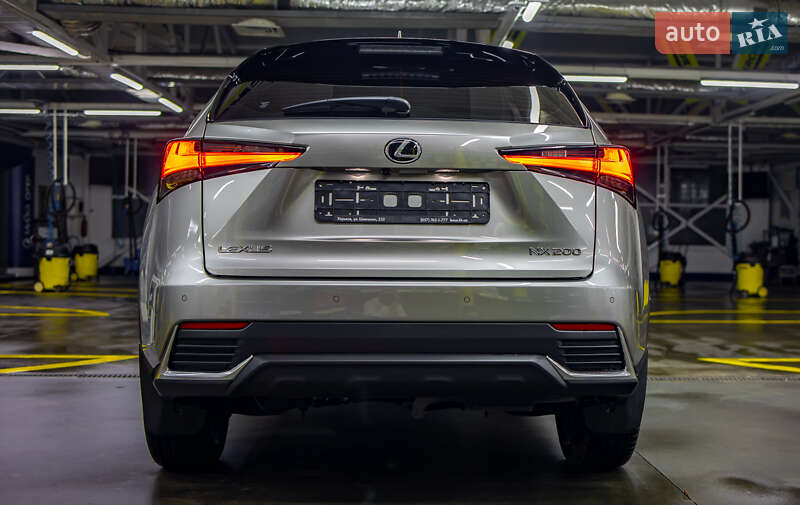 Позашляховик / Кросовер Lexus NX 2020 в Чернівцях