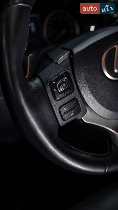 Позашляховик / Кросовер Lexus NX 2020 в Чернівцях