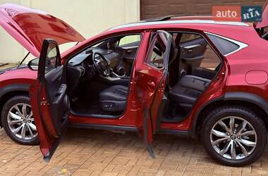 Внедорожник / Кроссовер Lexus NX 2015 в Одессе