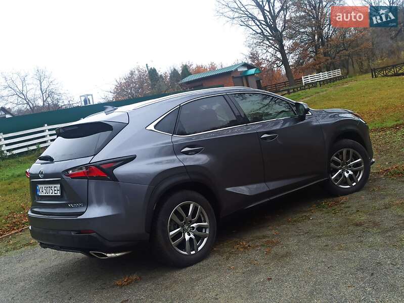 Позашляховик / Кросовер Lexus NX 2015 в Білій Церкві