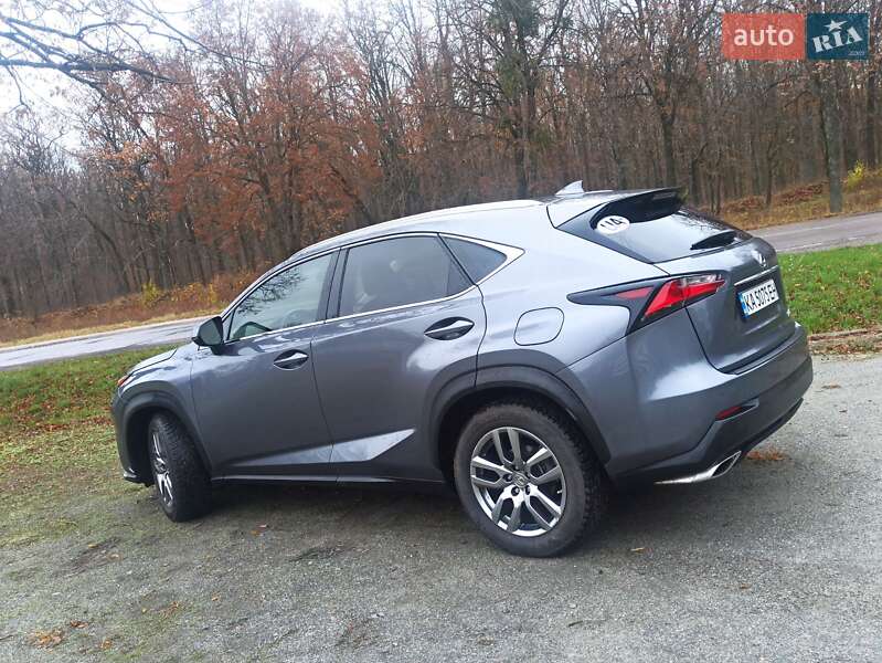 Позашляховик / Кросовер Lexus NX 2015 в Білій Церкві