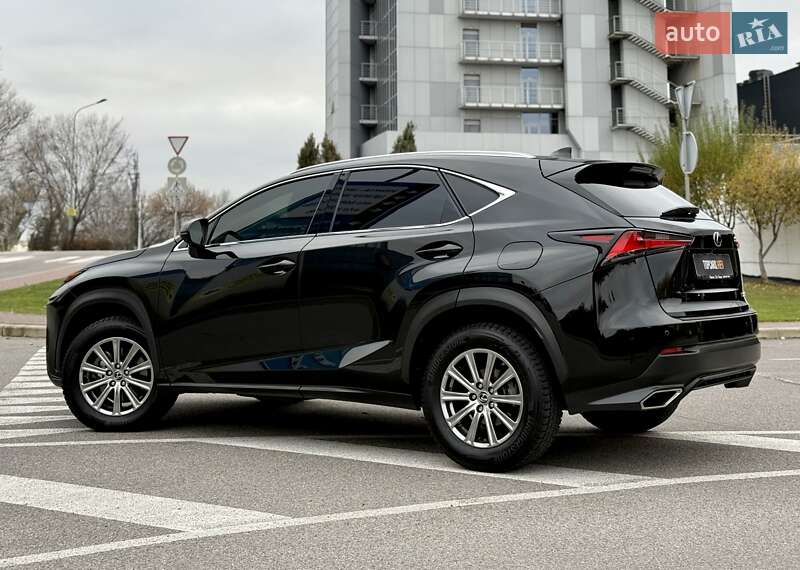 Позашляховик / Кросовер Lexus NX 2018 в Києві