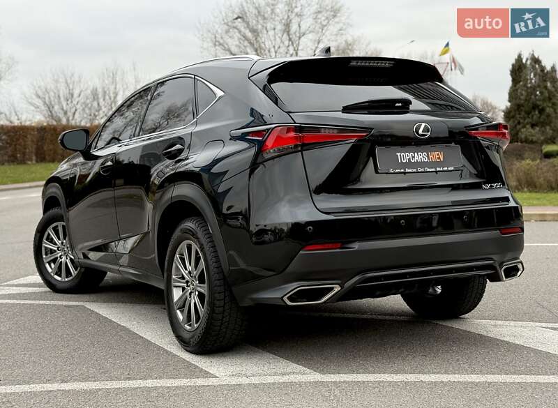 Позашляховик / Кросовер Lexus NX 2018 в Києві