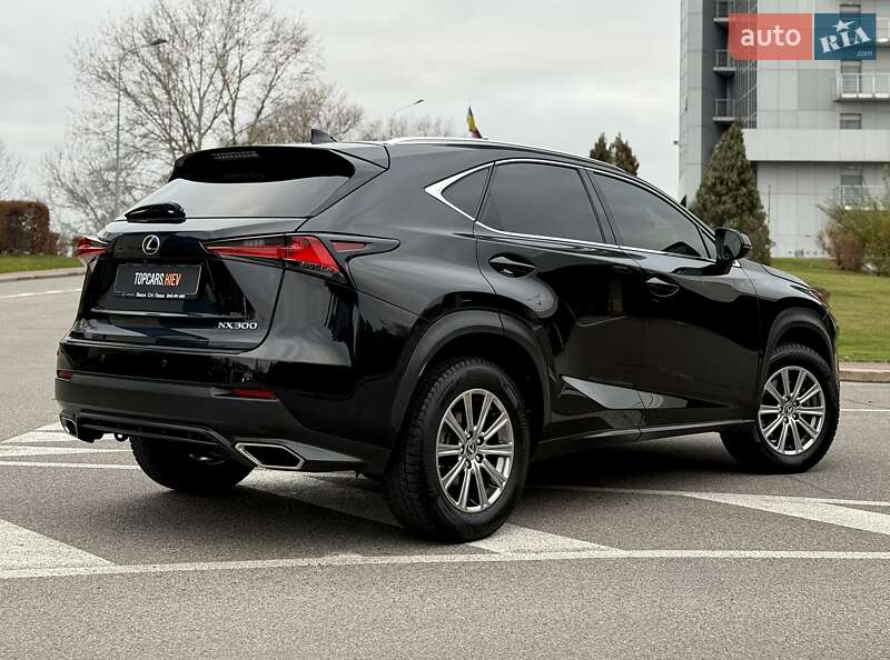 Позашляховик / Кросовер Lexus NX 2018 в Києві