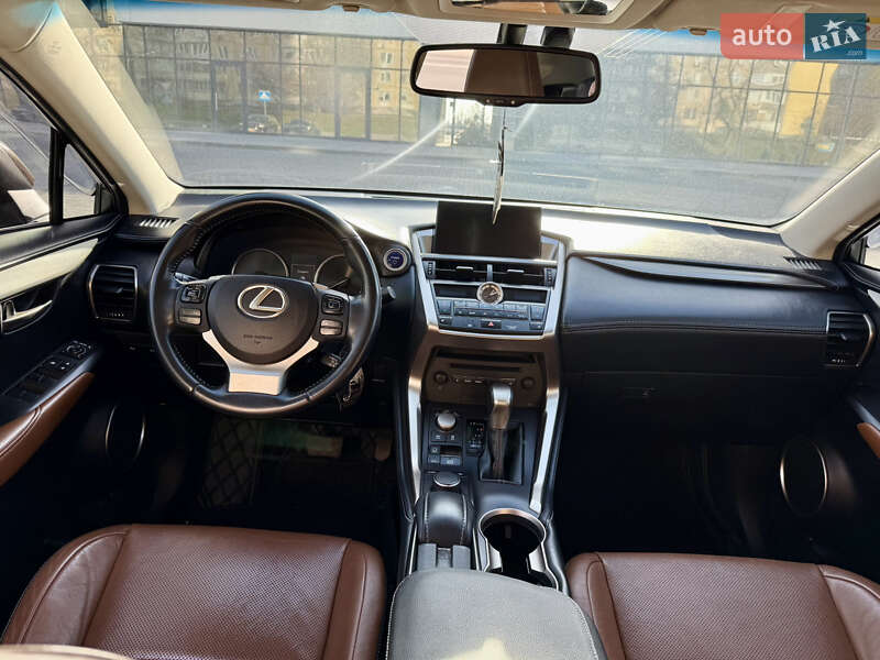 Позашляховик / Кросовер Lexus NX 2014 в Дніпрі фото 27 Позашляховик / Кросовер Lexus NX 2014 в Дніпрі