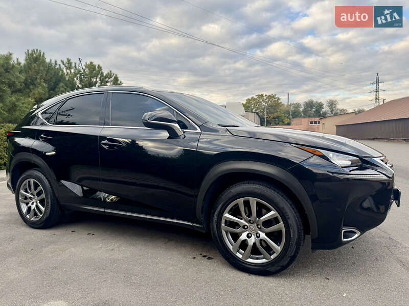 Внедорожник / Кроссовер Lexus NX 2016 в Днепре