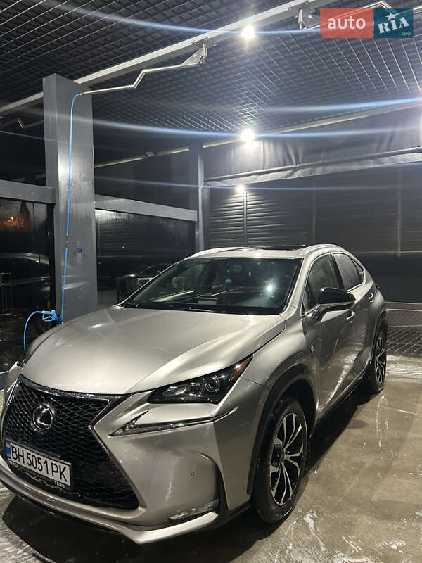 Lexus NX 2017