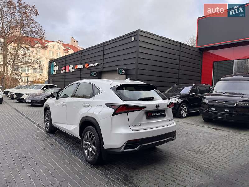 Внедорожник / Кроссовер Lexus NX 2018 в Одессе
