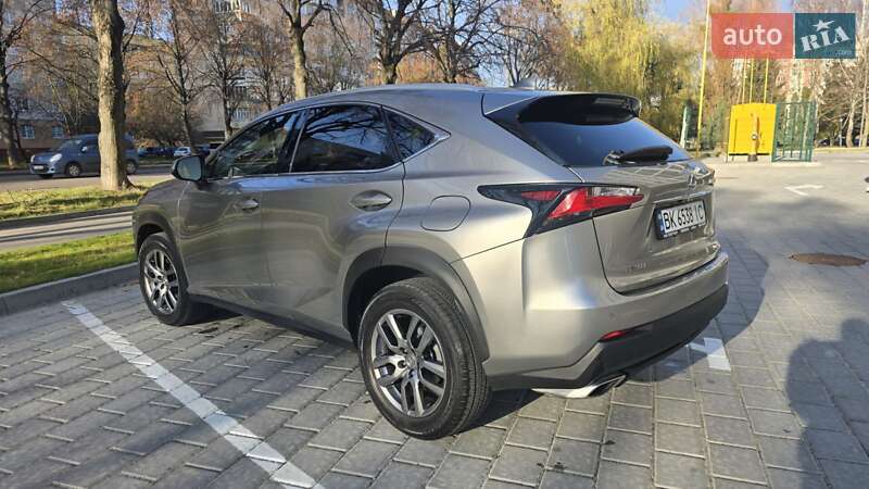 Внедорожник / Кроссовер Lexus NX 2016 в Ровно