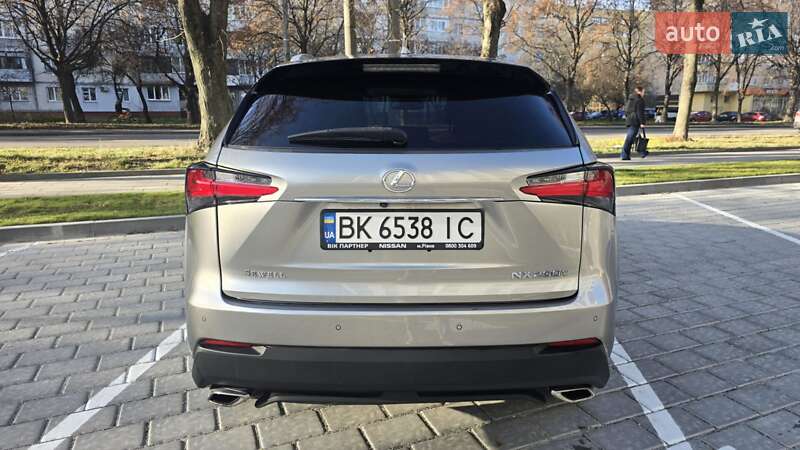 Внедорожник / Кроссовер Lexus NX 2016 в Ровно
