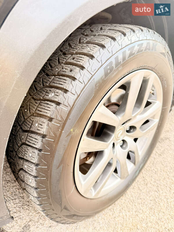 Внедорожник / Кроссовер Lexus NX 2016 в Днепре