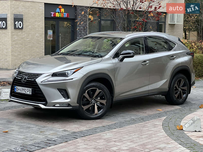 Позашляховик / Кросовер Lexus NX 2021 в Києві