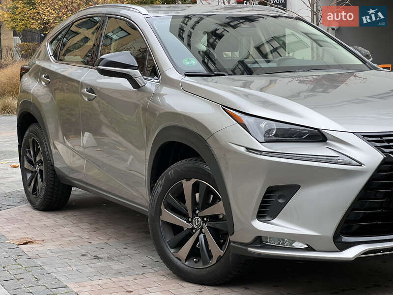 Позашляховик / Кросовер Lexus NX 2021 в Києві