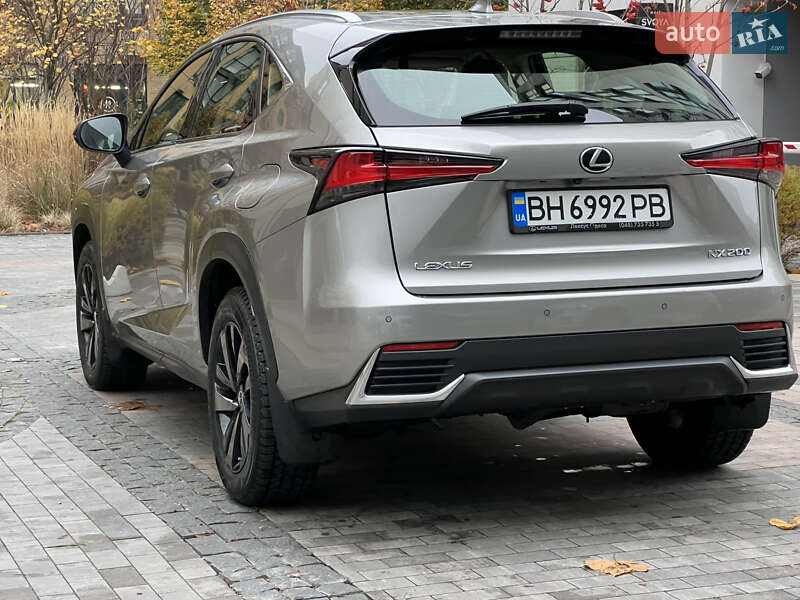 Позашляховик / Кросовер Lexus NX 2021 в Києві