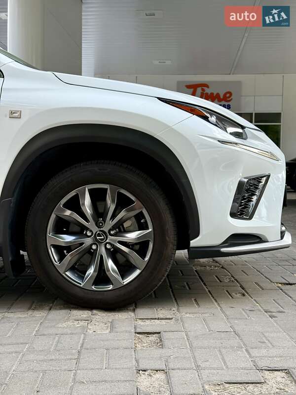 Внедорожник / Кроссовер Lexus NX 2021 в Днепре