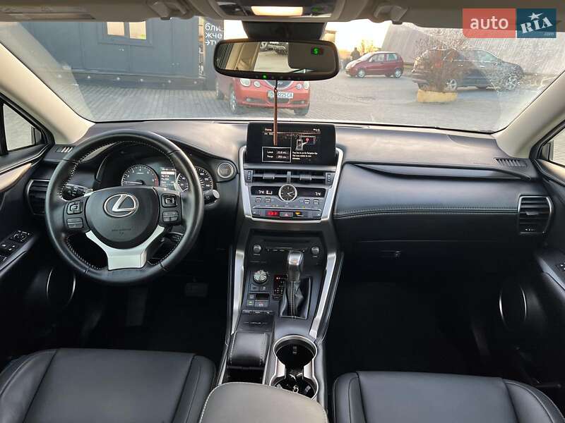 Позашляховик / Кросовер Lexus NX 2019 в Львові