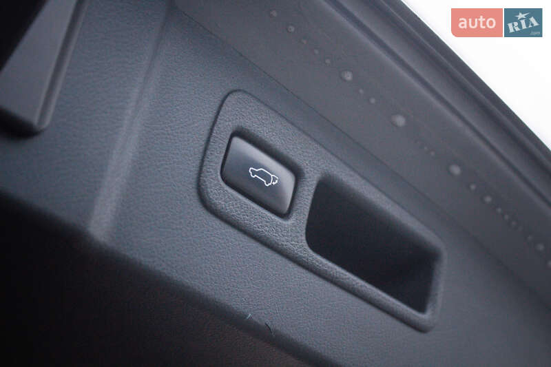 Внедорожник / Кроссовер Lexus NX 2016 в Киеве