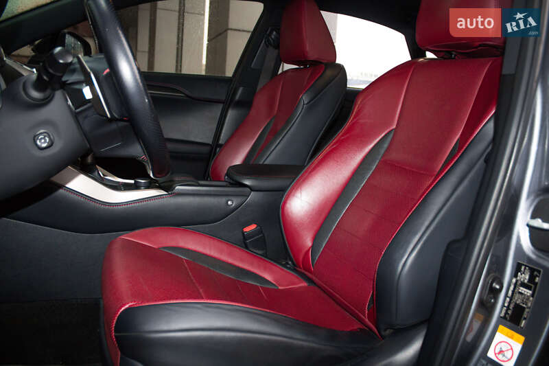 Внедорожник / Кроссовер Lexus NX 2016 в Киеве